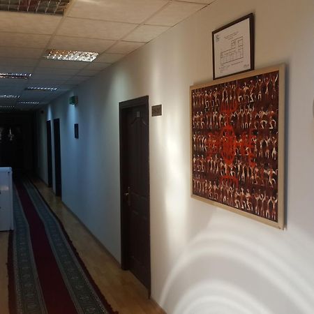 Montenegro Inn Lokbatan Zewnętrze zdjęcie